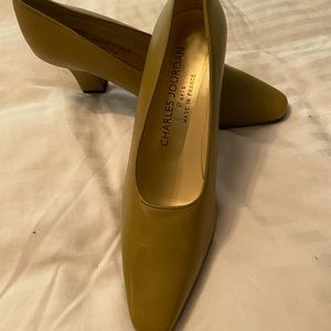 Charles Jourdan made in France - olive never worn